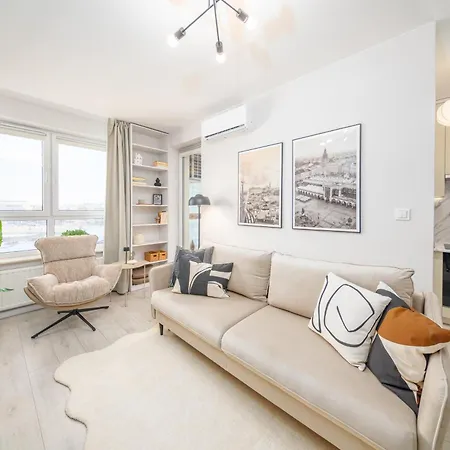 Tauron Arena - Parking, Balcony, Aircon - By Rentujemy شقة كراكوفيا