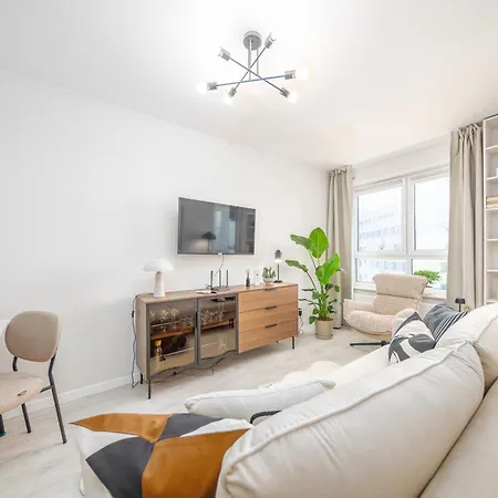 Apartament Tauron Arena - Parking, Balcony, Aircon - By Rentujemy *