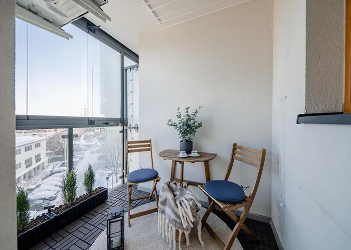 Tauron Arena - Parking, Balcony, Aircon - By Rentujemy *